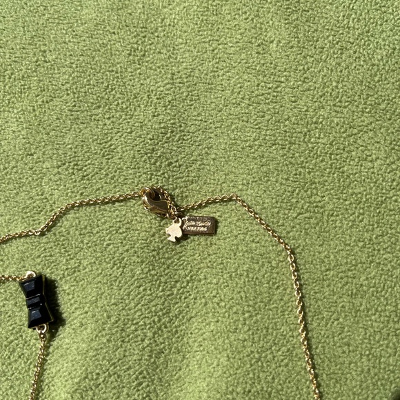 Kate Spade bow necklace - Picture 2 of 4